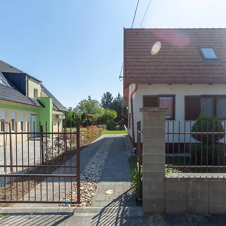 Lakeside Serenity House - Happy Apartment Balatonbereny