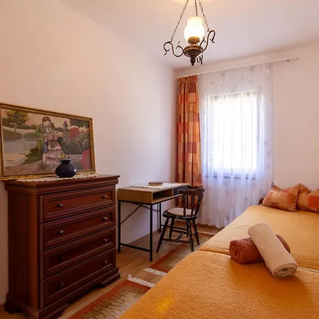 Lakeside Serenity House - Happy Apartamento