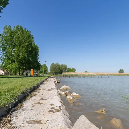 Lakeside Serenity House - Happy Balatonberény